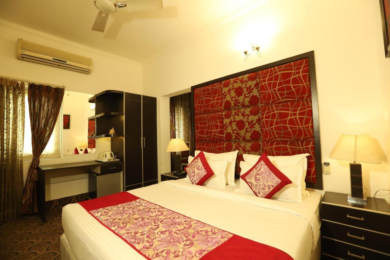 Hotel Capitol Hills - Greater Kailash Delhi New Delhi Exterior foto