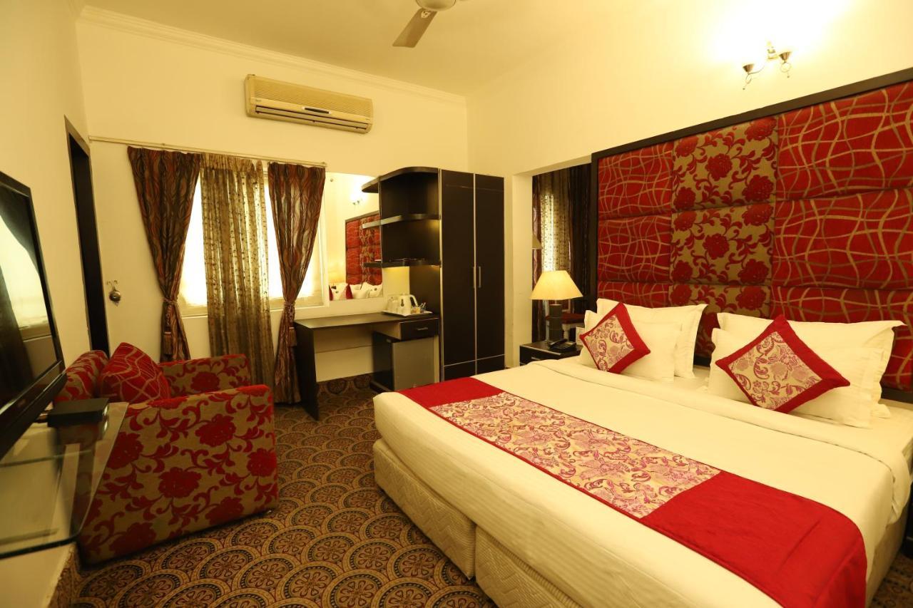 Hotel Capitol Hills - Greater Kailash Delhi New Delhi Exterior foto