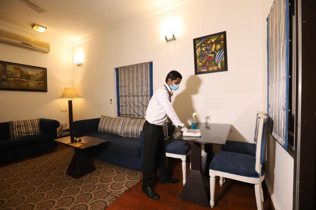 Hotel Capitol Hills - Greater Kailash Delhi New Delhi Exterior foto