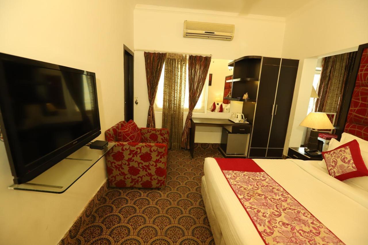 Hotel Capitol Hills - Greater Kailash Delhi New Delhi Exterior foto