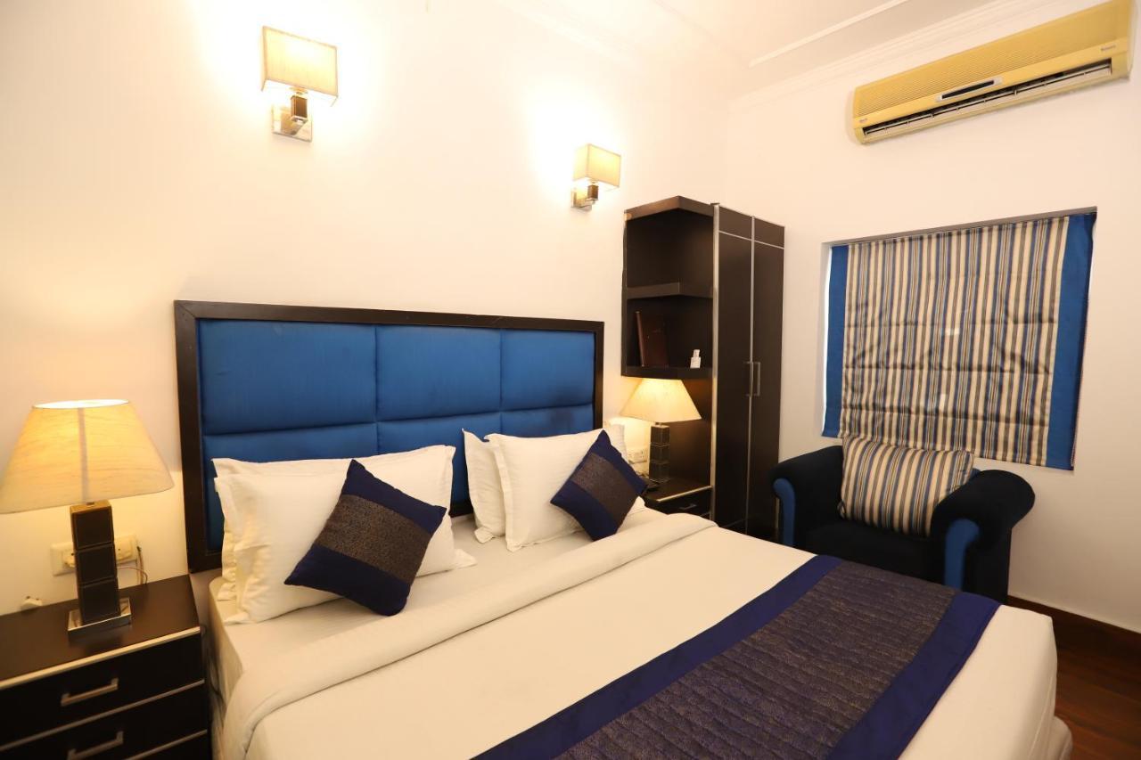 Hotel Capitol Hills - Greater Kailash Delhi New Delhi Exterior foto